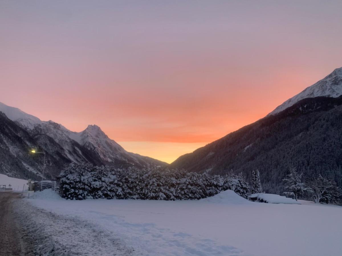 Arlalps Apart Pettneu am Arlberg Extérieur photo